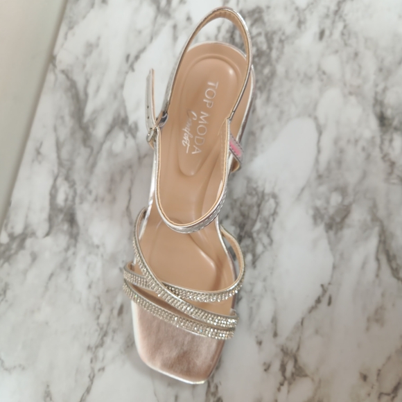 TOP Moda Silver Rhinestone Block Heel Sandals - Picture 6 of 6